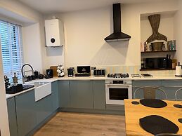 Seaview Apartment - 2bed on Anstruther Harbour