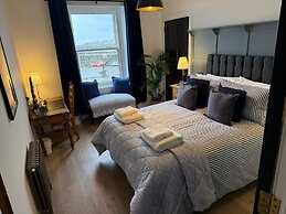 Seaview Apartment - 2bed on Anstruther Harbour