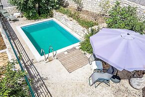 Villa Adamantia in Ozias