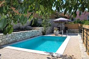 Villa Adamantia in Ozias