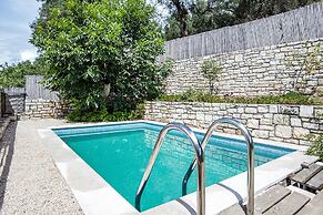Villa Adamantia in Ozias