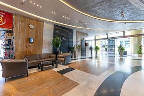 Cosmos Living Work-Friendly Metro Access