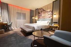 Golden New Hotel
