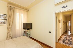 Rental in Rome Borghese Apartment