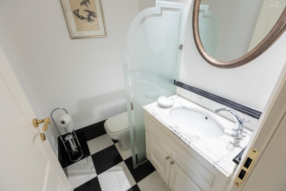 Rental in Rome Borghese Apartment