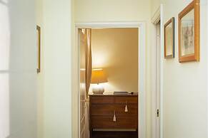 Rental in Rome Borghese Apartment