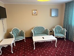Classic Inn By Radacini