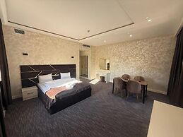 Black Mont Inn
