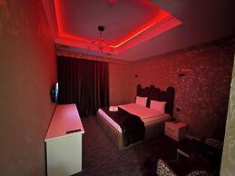 Black Mont Inn