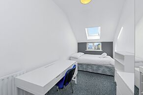 Montpellier Road 121