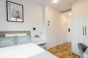 Square Rooms by Charming