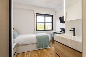 Square Rooms by Charming