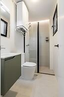 Square Rooms by Charming
