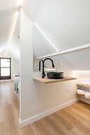 Square Rooms by Charming