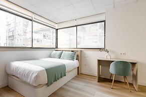 Square Rooms by Charming