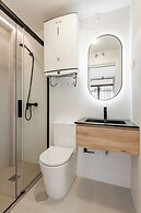 Square Rooms by Charming