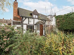 Magpie Cottage