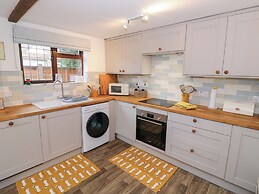 Magpie Cottage