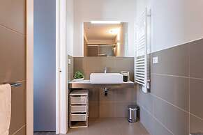Htm Hybrid Tower Mestre by Halldis