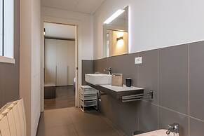 Htm Hybrid Tower Mestre by Halldis