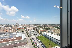 Htm Hybrid Tower Mestre by Halldis