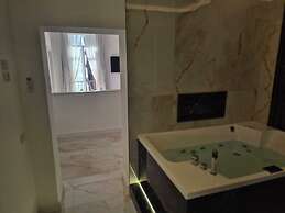 Arco Boutique Rooms