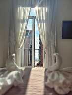 Arco Boutique Rooms
