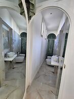 Arco Boutique Rooms
