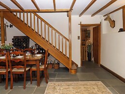 Higher Wadden Farm