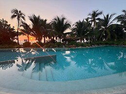 Luxury Oceanfront At Majahua