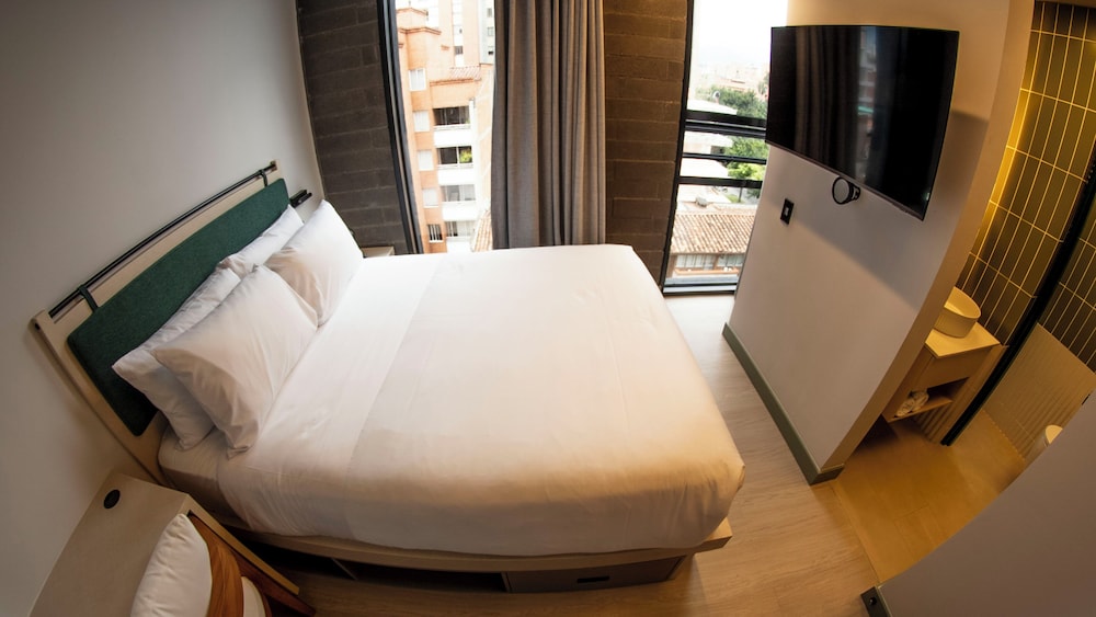 CITIO Hotel - Laureles