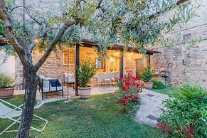 Villa Near Lucca With Tuscan Charm