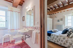 Villa Near Lucca With Tuscan Charm