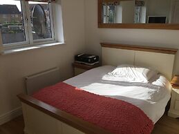 Modern 2 Bedroom House