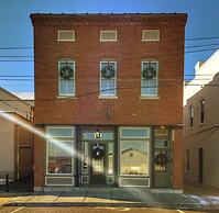2nd St Loft