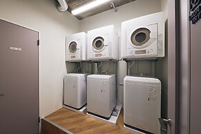 Shijo Guesthouse HIVE - Hostel