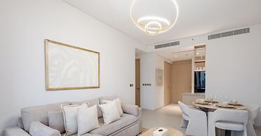 LUX The Vida Burj Khalifa View Suite