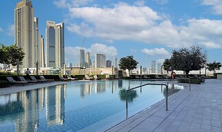 LUX The Vida Burj Khalifa View Suite