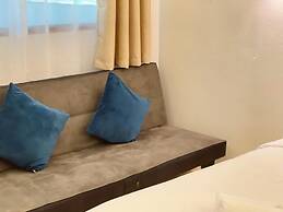 The Hub Erawan Resort