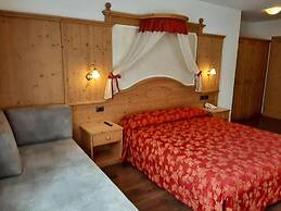 Hotel Garnì Arnica