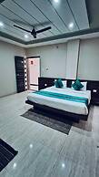 Orchid Petal Nandini Grand
