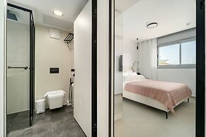 Modern Eilat Escape by Sea N' Rent