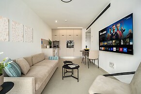 Modern Eilat Escape by Sea N' Rent