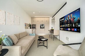 Modern Eilat Escape by Sea N' Rent
