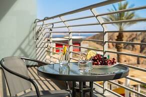 Modern Eilat Escape by Sea N' Rent