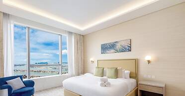 LUX Iconic Views at Palm Tower Suite 6