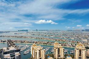 LUX Iconic Views at Palm Tower Suite 6