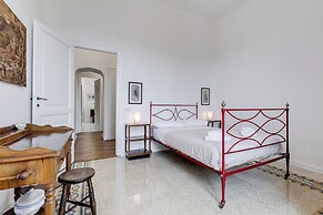 Elegant 3-Bedroom Apt in Piazza Mazzini