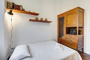 Elegant 3-Bedroom Apt in Piazza Mazzini