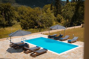 Elite Villa Dio in Ano Korakiana